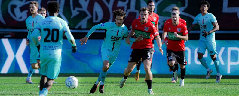 N.E.C. laat langszij tegen Almere City FC   